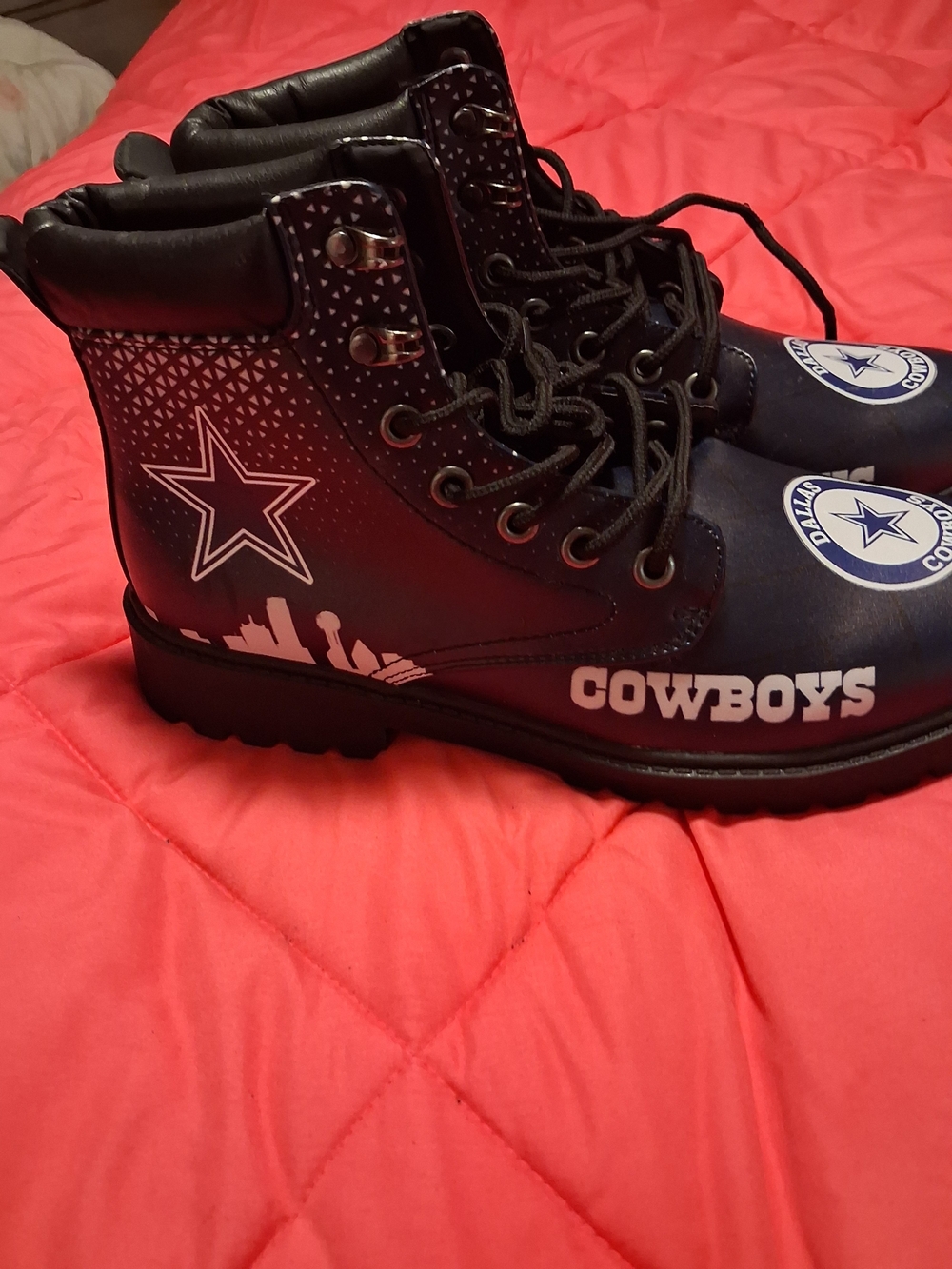 Dallas Cowboys Men’s Black Logo Lace-Up Boots